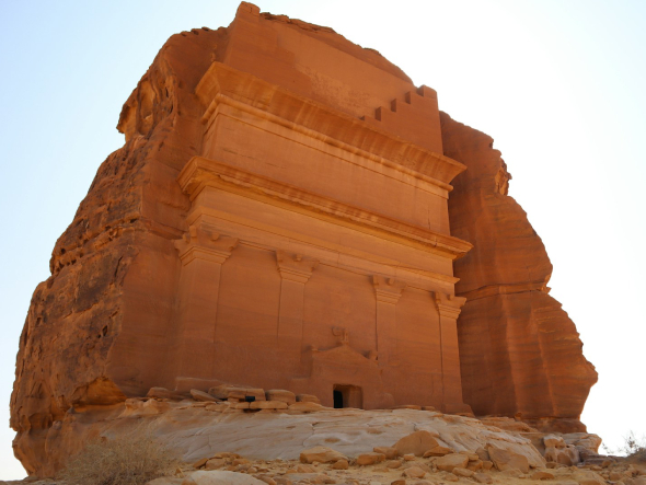 أفضل 14 مكان سياحي في السعودية: دليل لأجمل المناطق والمعالم السياحية 2026 5 الحجر مدائن صالح